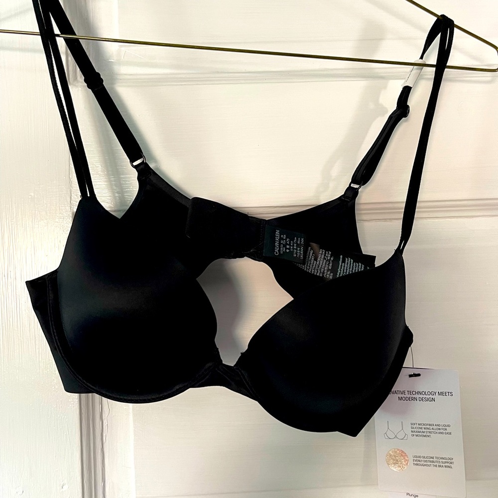 Calvin Klein Liquid touch padded push-up bra